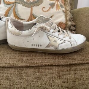 GOLDEN GOOSE SNEAKERS SUPERSTAR